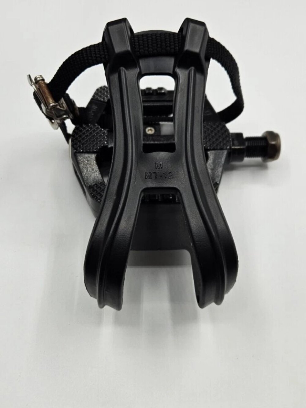 Echelon EX Series Fitness Bikes L&R pedals with Foot Cage NIB